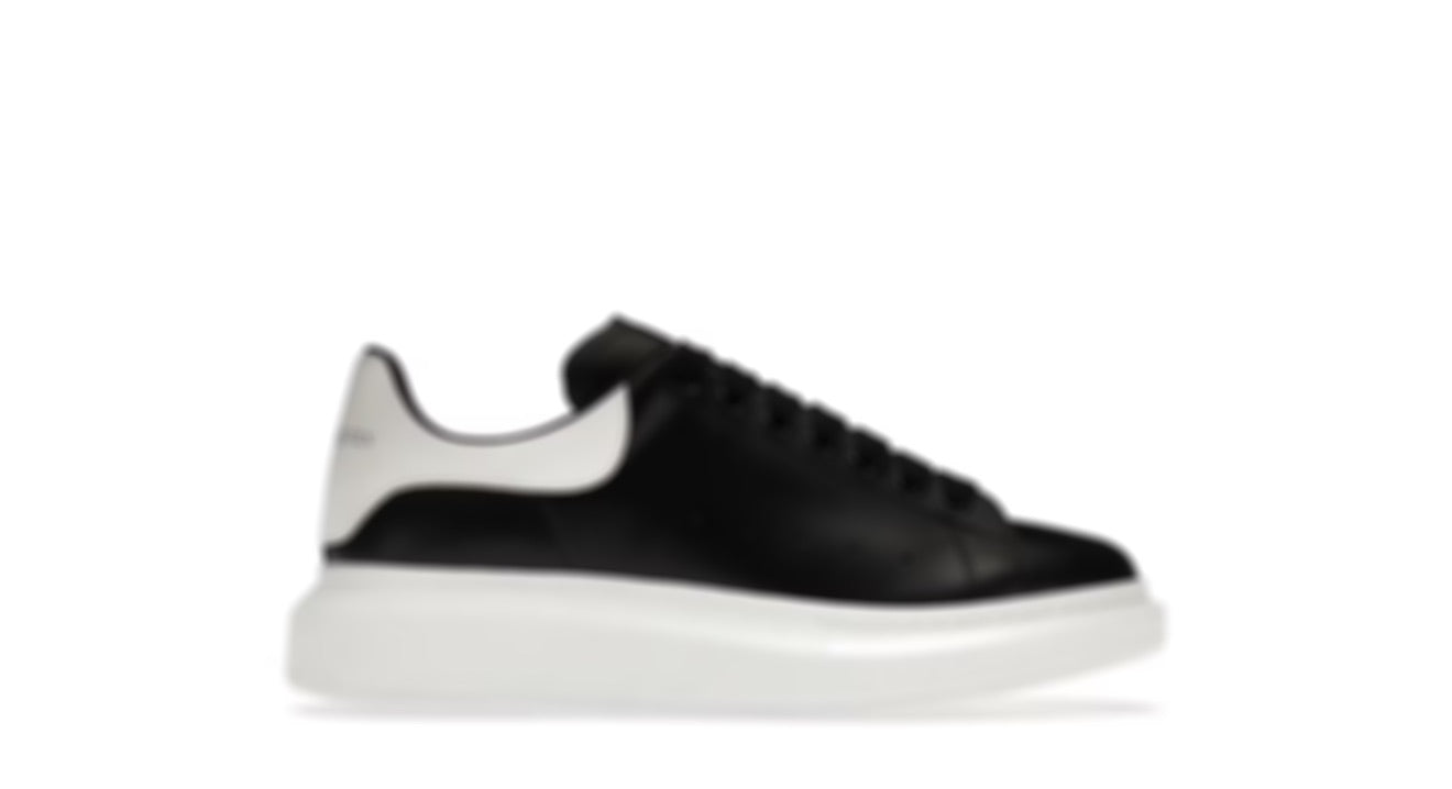 MQ BLACK & WHITE