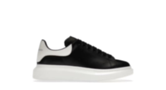MQ BLACK & WHITE